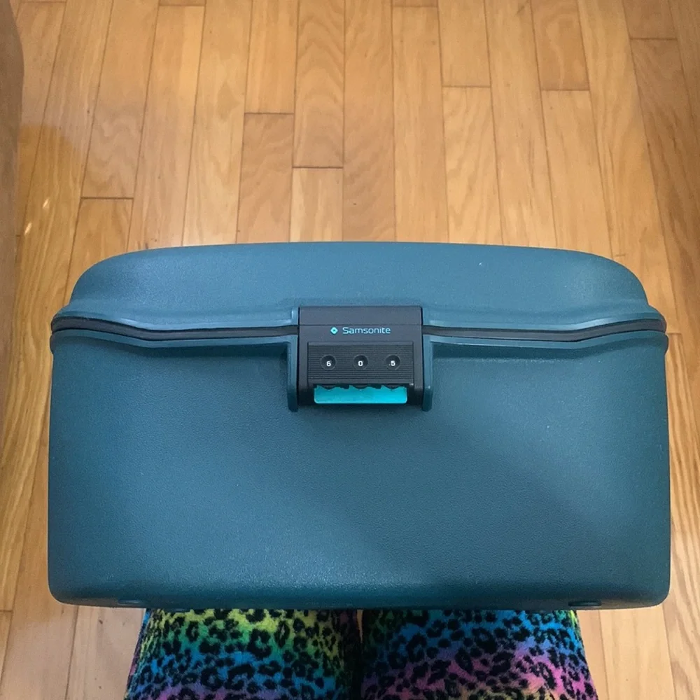 Samsonite Vintage Hardcase Jewelry and Makeup Organizer